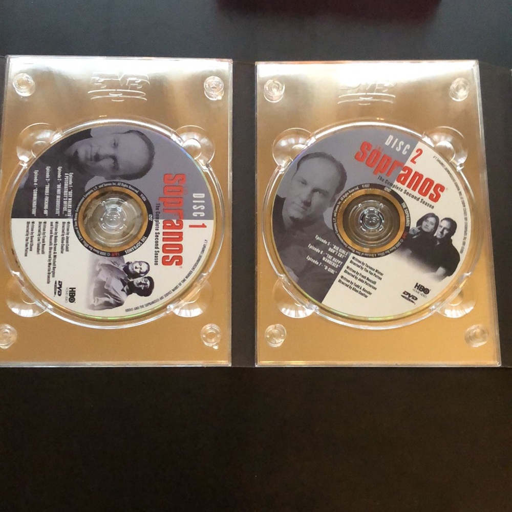 NEW LISTING! HBO Sopranos Complete Second Season - Picture 7 of 9
